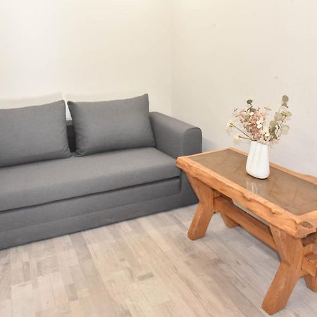 F K Apartments أرتيميدا المظهر الخارجي الصورة